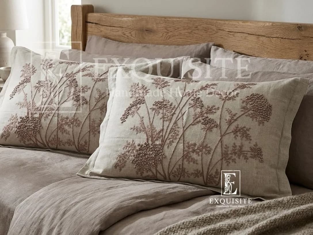 Gối ngủ linen thêu tay
