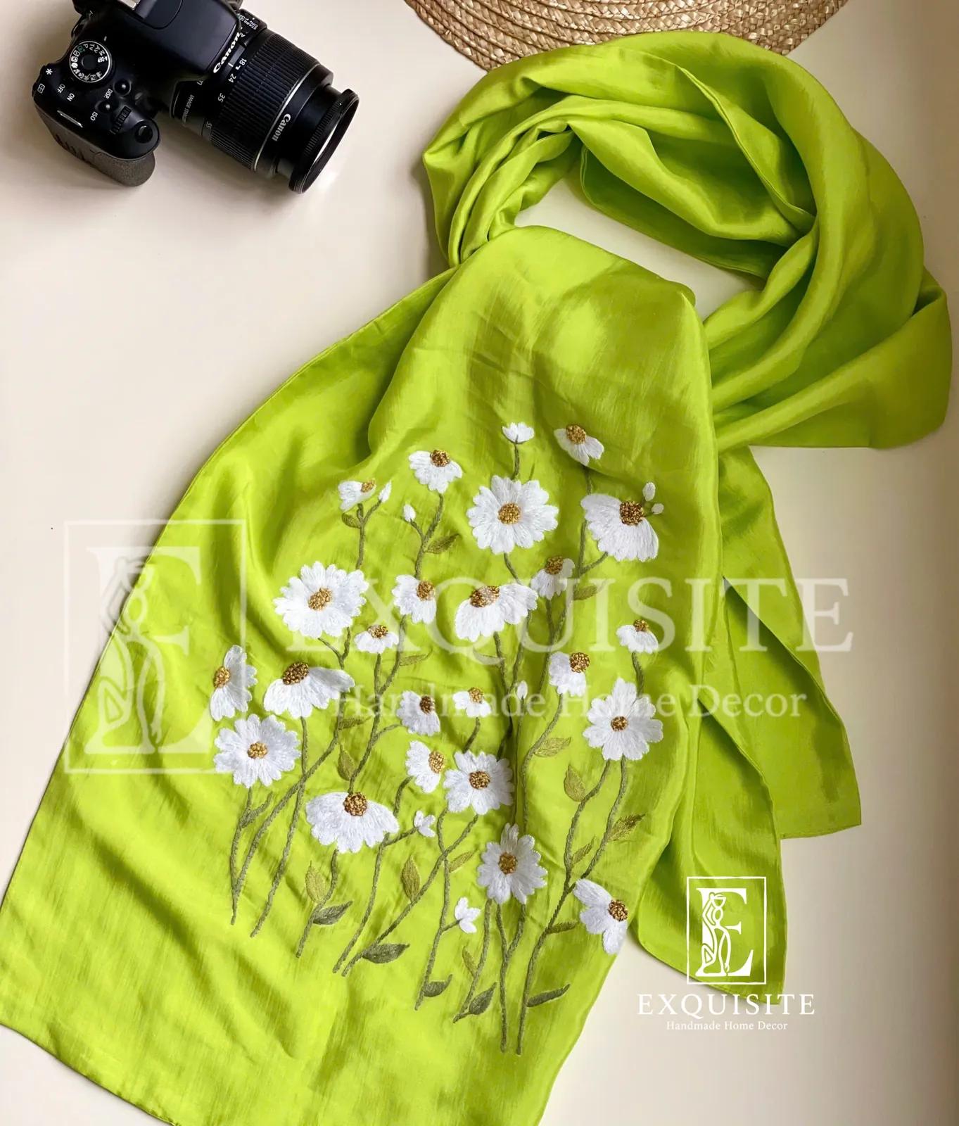 Khăn quàng cổ thêu tay nhung lụa tơ tằm cao cấp-Scarf hand embroidery on silk&velvet ảnh thu nhỏ 11