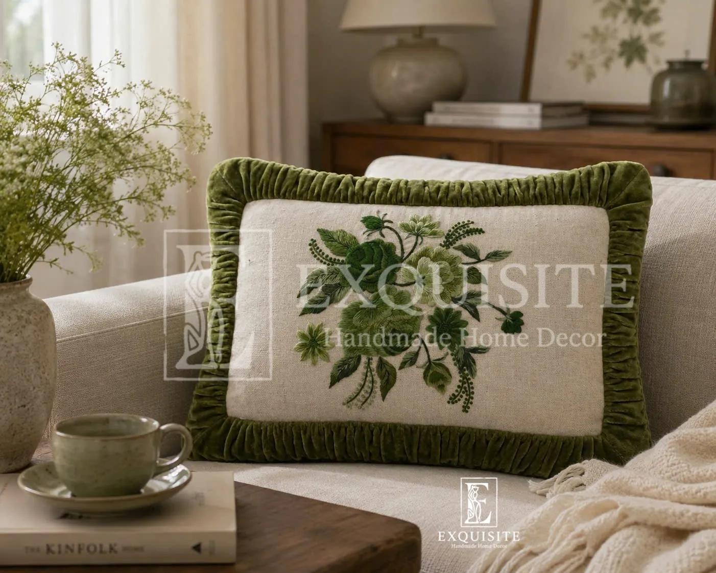 Gối 30x40 nhung thêu tay ảnh thu nhỏ 3