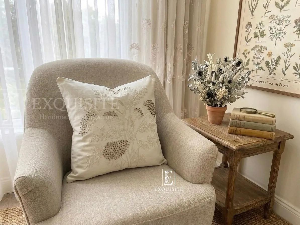 Gối thêu tay size 50x50 ảnh thu nhỏ 13