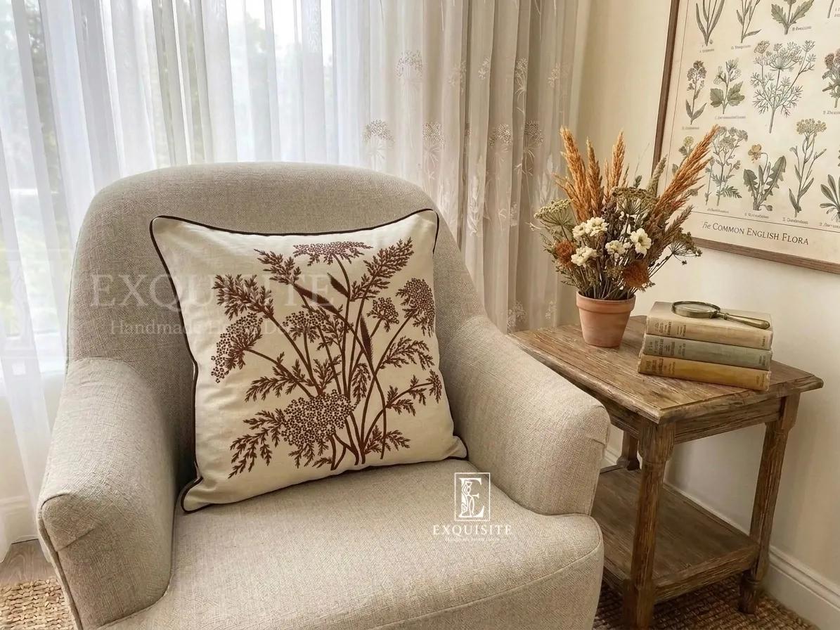 Gối thêu tay size 50x50 ảnh thu nhỏ 4