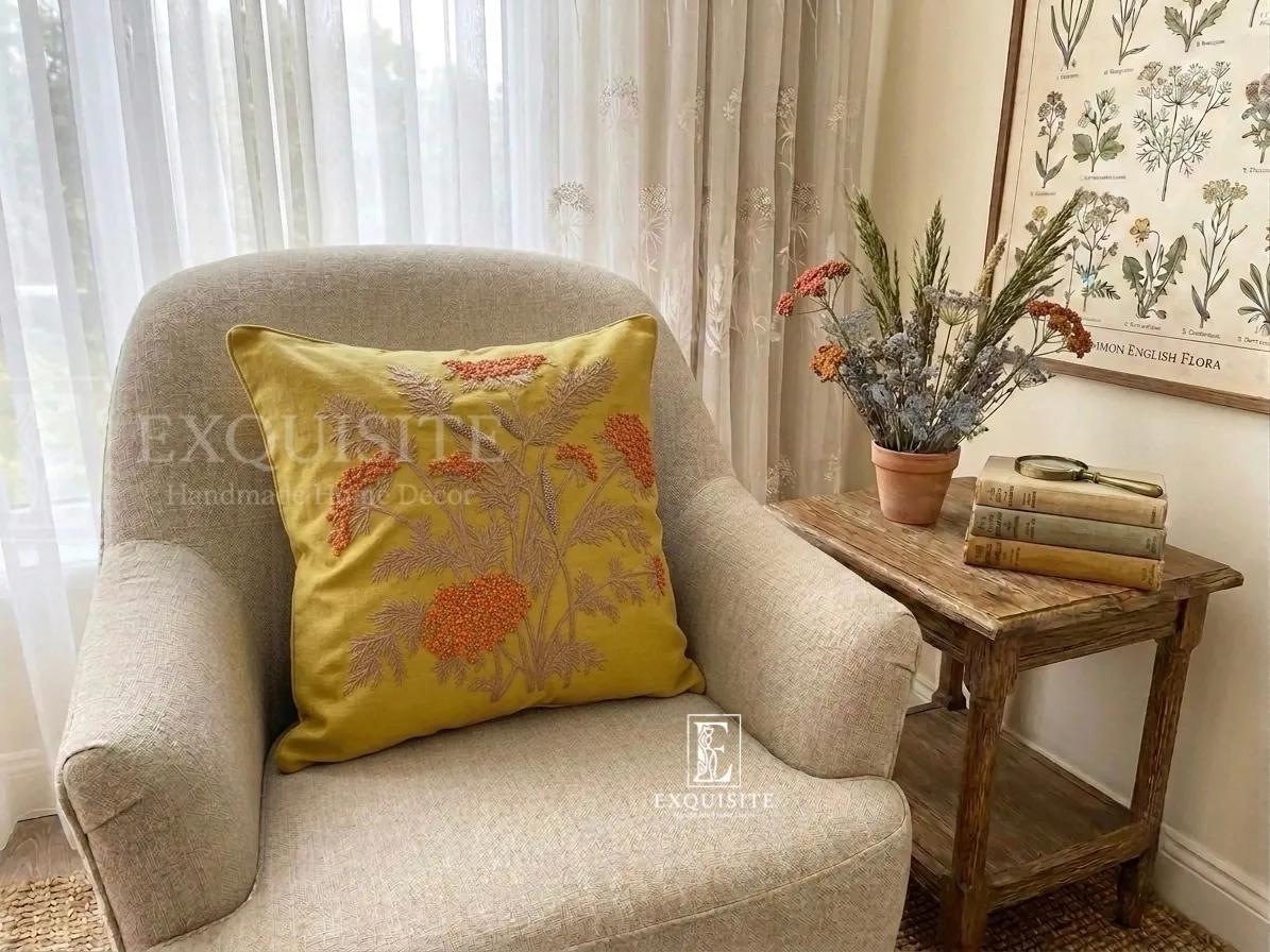 Gối thêu tay size 50x50 ảnh thu nhỏ 2