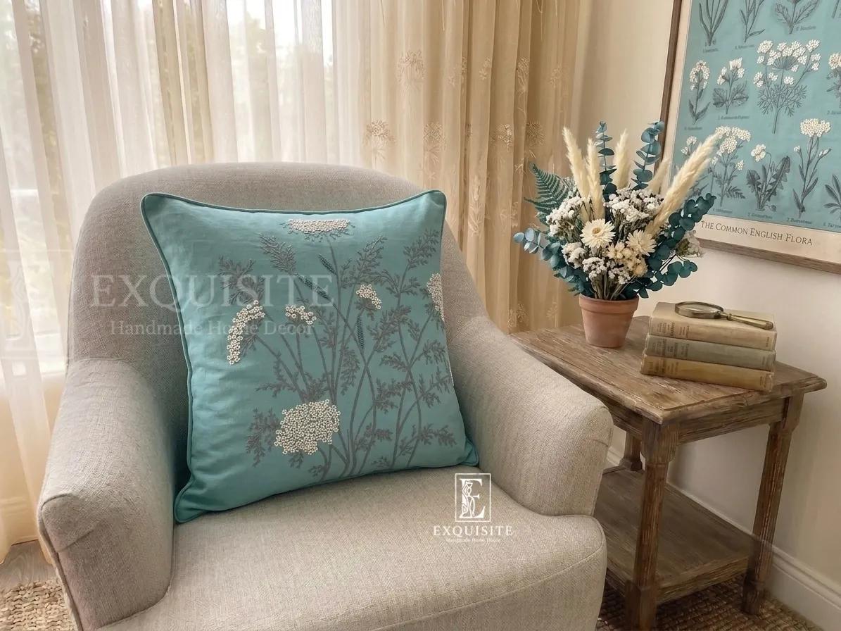 Gối thêu tay size 50x50 ảnh thu nhỏ 12