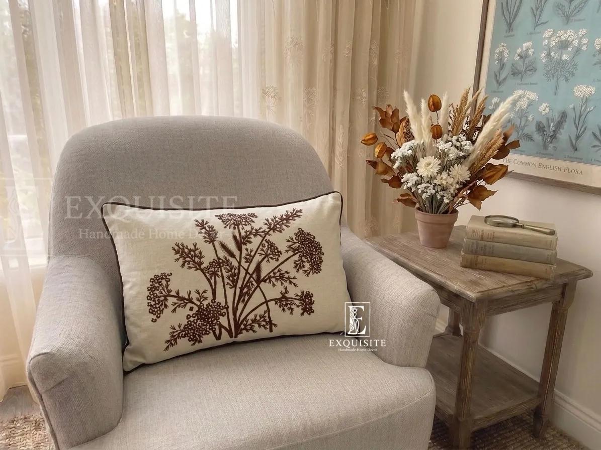 Gối thêu tay size 30x50 ảnh thu nhỏ 2