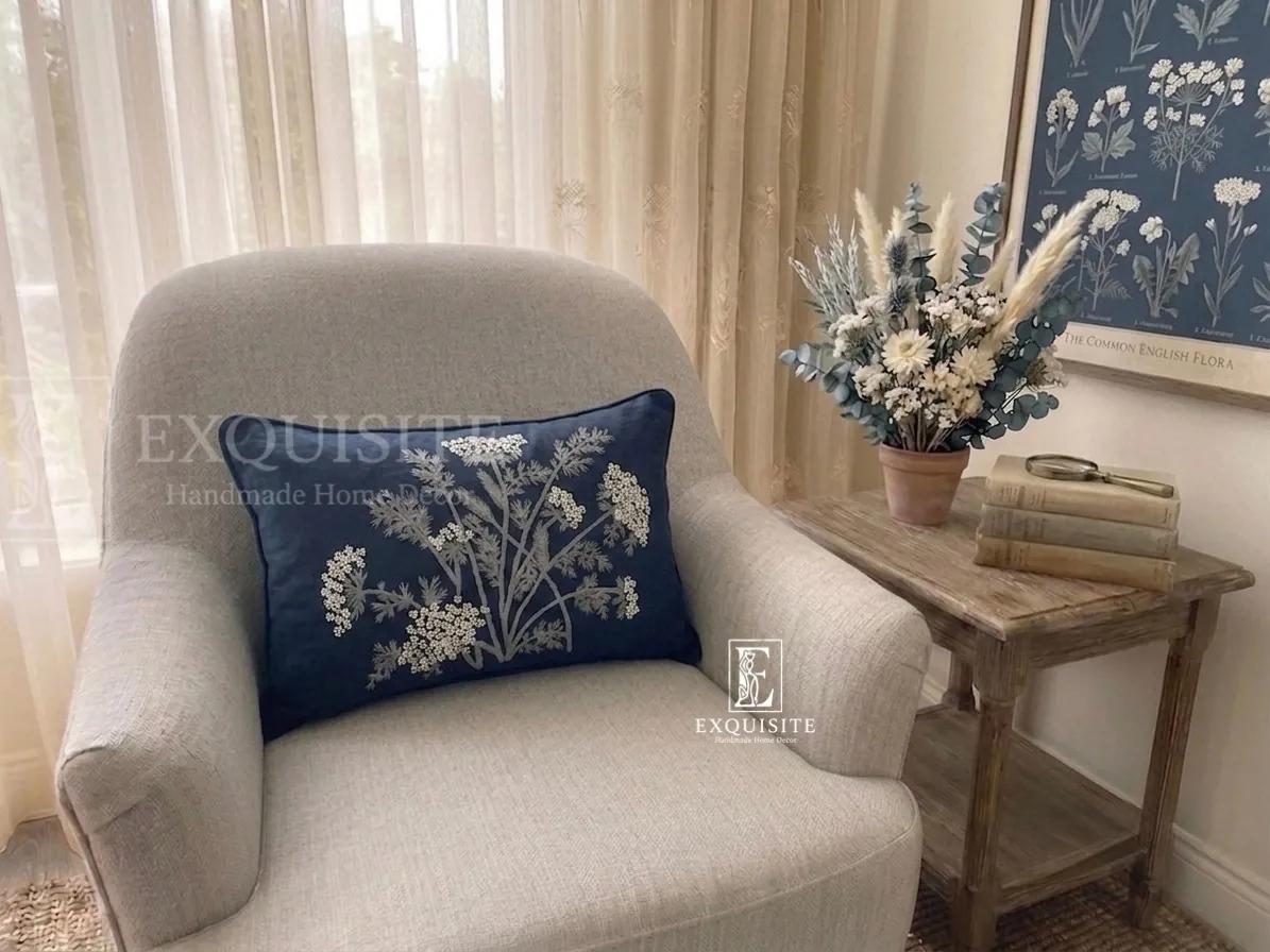 Gối thêu tay size 30x50 ảnh thu nhỏ 3