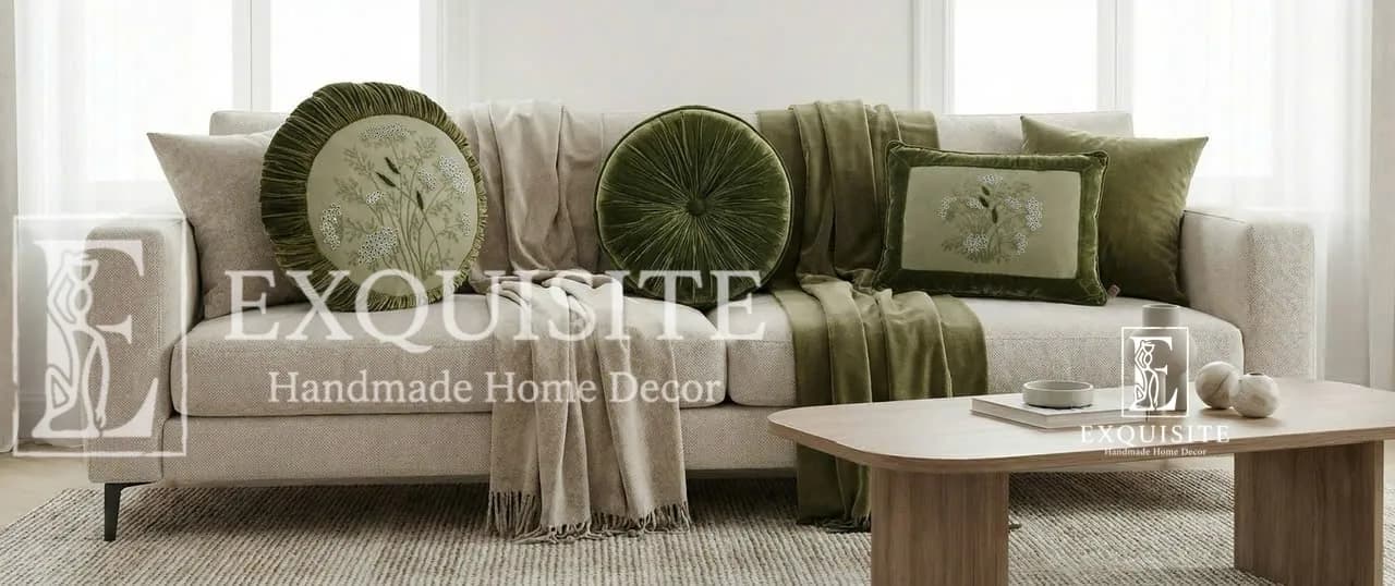 Combo 2 gối tròn nhung thêu tay và gối 30x40 nhung thêu tay-Vevet combo 2 round & 30x40 ảnh thu nhỏ 21