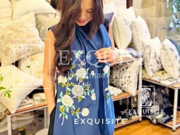Khăn lụa tơ tằm thêu tay - Silk scaft w.hand embroidery — 100% PURE SILK
