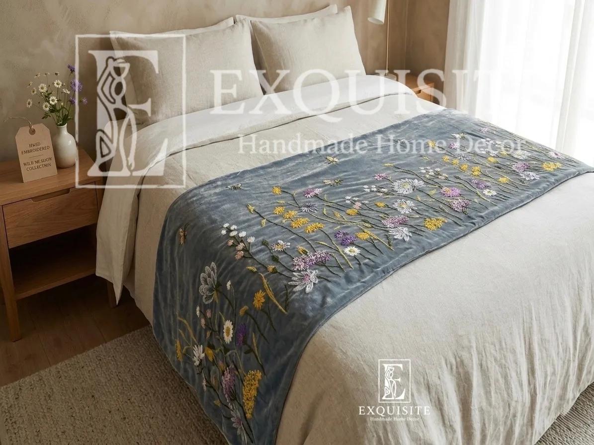 BED RUNNER- phủ cuối giường thêu tay nhung cao cấp - mẫu hoa cỏ Phong tông xanh ghi đá