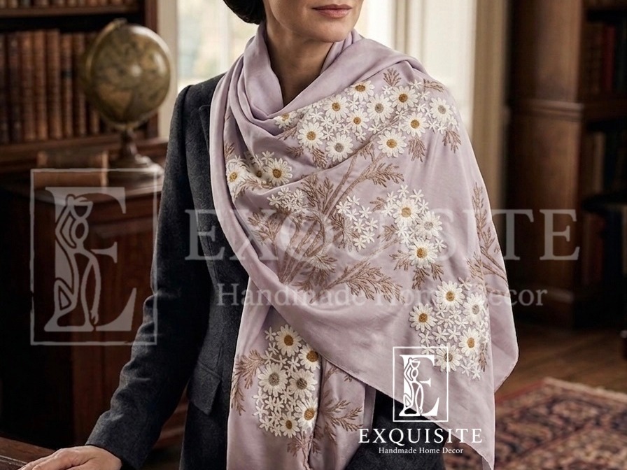 Scarf silk velvet w.hand embroidery- Khăn nhung lụa thêu tay
