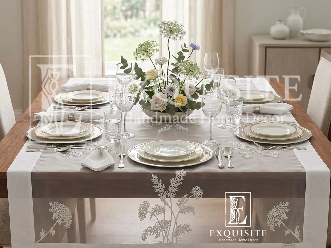 Table dining table organza- Phủ bàn voan bo linen thêu tay