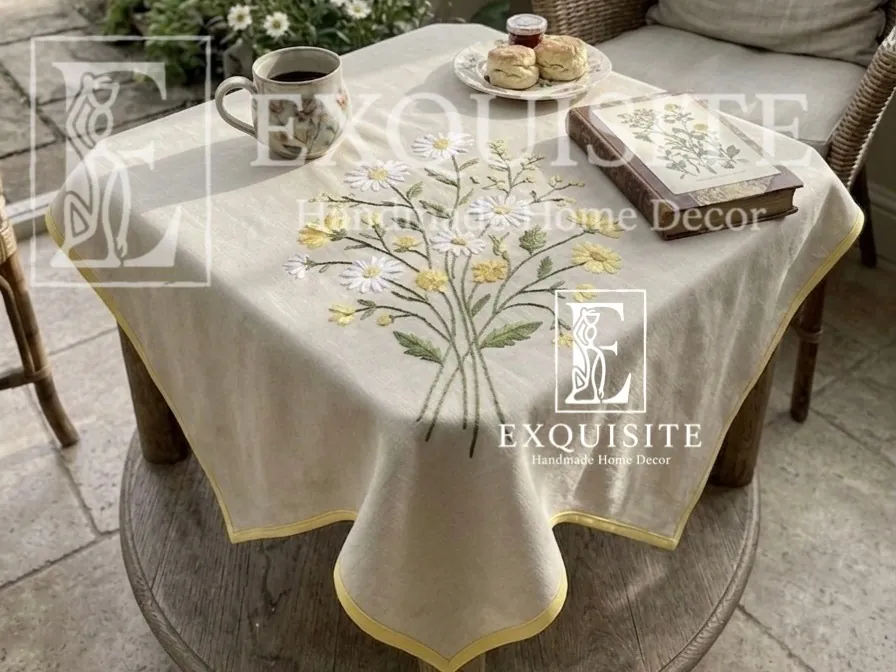 Coffee table square cloth- phủ bàn vuông thêu tay