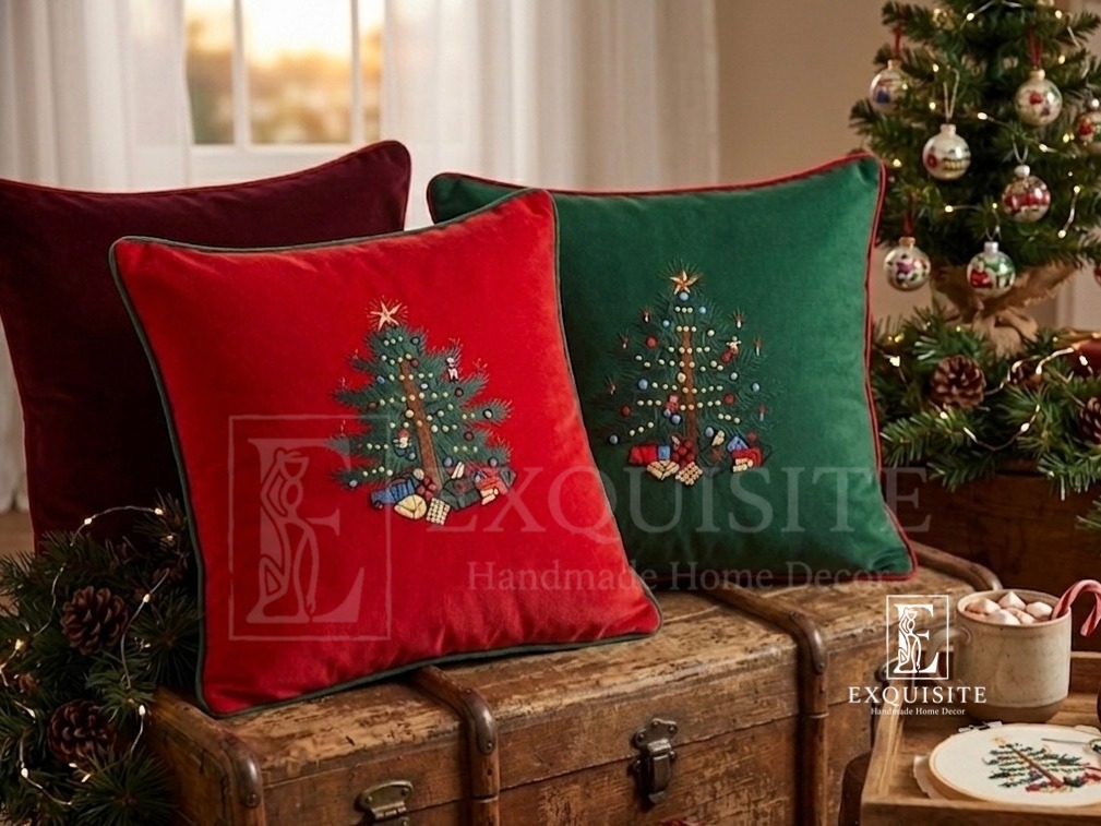 Cushion Christmas  — Exclusive Piece